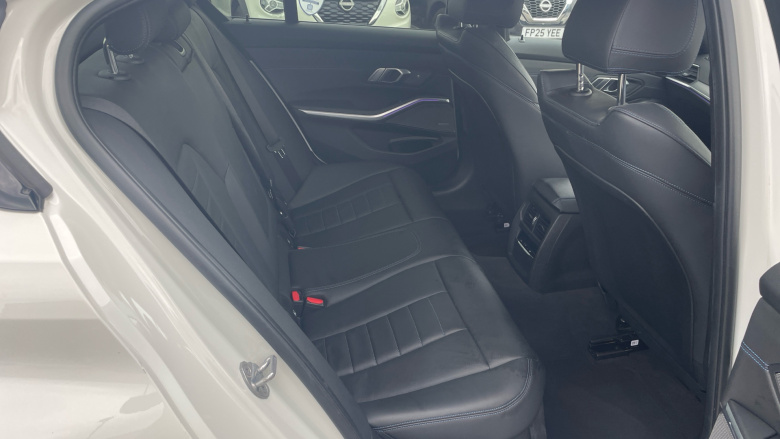 BMW 3 Series 320d M Sport 4dr Step Auto Diesel Saloon